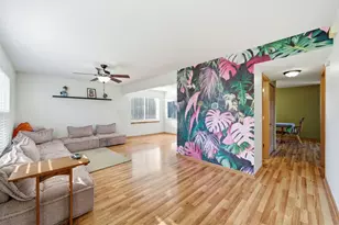 1408 Chestnut Ln, Yorkville, IL 60560 - Photo 2