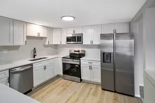 375 Plum Creek Dr, Wheeling, IL 60090 - Photo 12