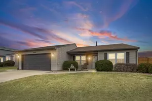 20151 S Rosewood Dr, Frankfort, IL 60423 - Photo 1