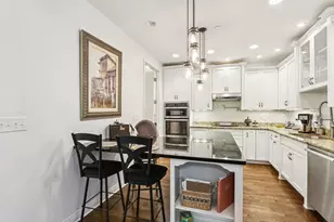 1209 W Charles Ln, Westmont, IL 60559 - Photo 10