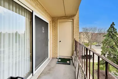 6455 W Belle Plaine Avenue #411, Chicago, IL 60634 - Photo 22