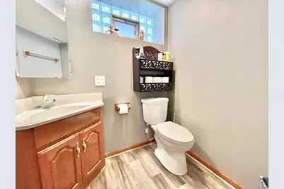 5304 S New England Avenue, Chicago, IL 60638 - Photo 6