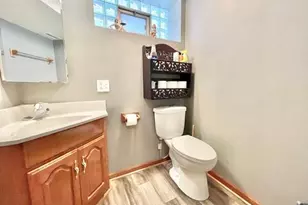 5304 S New England Ave, Chicago, IL 60638 - Photo 6