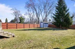 417 Lawrence Ave, Grayslake, IL 60030 - Photo 16
