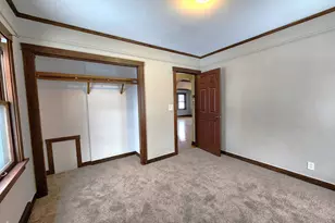 365 Vandalia St, Elgin, IL 60123 - Photo 8