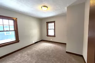 365 Vandalia St, Elgin, IL 60123 - Photo 12