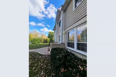 1206 Lynn Terrace, Highland Park, IL 60035 - Photo 2