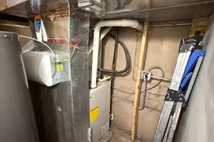 10726 S Mackinaw Ave, Chicago, IL 60617 - Photo 34