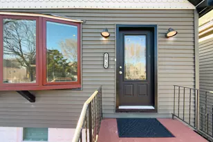 10726 S Mackinaw Ave, Chicago, IL 60617 - Photo 4