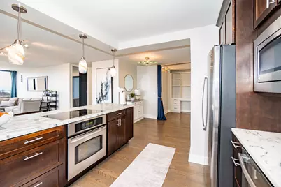 1660 N La Salle Drive #811, Chicago, IL 60614 - Photo 8
