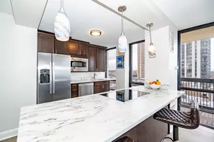 1660 N La Salle Dr, Chicago, IL 60614 - Photo 6