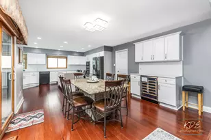 6722 Sweetbriar Ln, Darien, IL 60561 - Photo 26