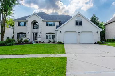 6722 Sweetbriar Lane, Darien, IL 60561 - Photo 1
