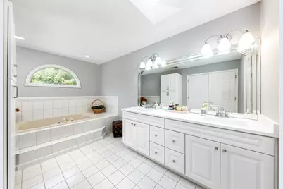 6722 Sweetbriar Lane, Darien, IL 60561 - Photo 36