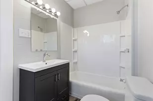 404 E Ash St, Fairbury, IL 61739 - Photo 18