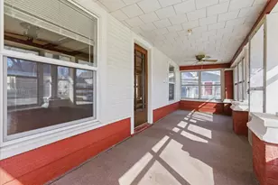 404 E Ash St, Fairbury, IL 61739 - Photo 4