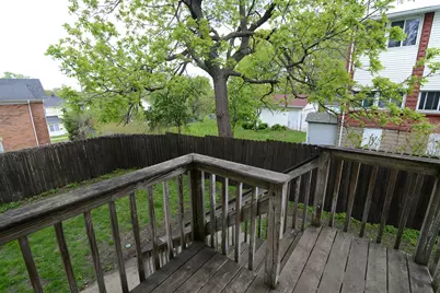 323 S Broadway Avenue, Aurora, IL 60505 - Photo 30
