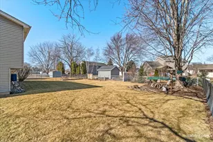 273 Bastian Dr, Sugar Grove, IL 60554 - Photo 20