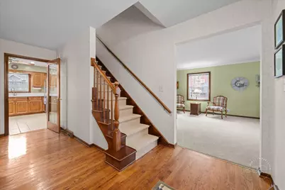 77 Bluebird Lane, Naperville, IL 60565 - Photo 4