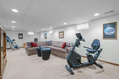 77 Bluebird Lane, Naperville, IL 60565 - Photo 24