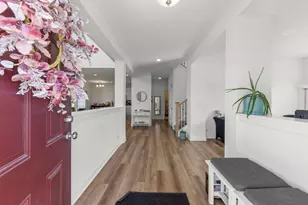 110 Easton Dr, Gilberts, IL 60136 - Photo 4