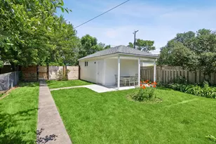 4714 W Warwick Ave, Chicago, IL 60641 - Photo 32