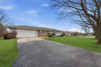 5545 S State Route 1, Saint Anne, IL 60964 - Photo 24
