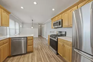 5545 S State Route 1, Saint Anne, IL 60964 - Photo 8