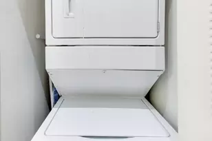 520 W Huron St, Chicago, IL 60654 - Photo 14