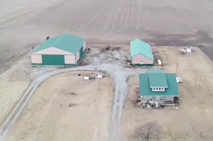 3055 N 2300 East Rd, Martinton, IL 60951 - Photo 8