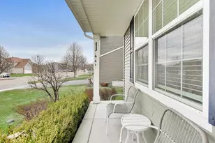 1692 Serenity Dr, Antioch, IL 60002 - Photo 2