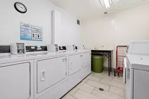 1001 N Mill St, Naperville, IL 60563 - Photo 16