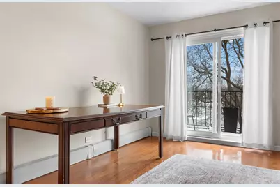 1001 N Mill Street #302, Naperville, IL 60563 - Photo 4