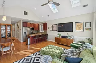 2734 W Potomac Ave, Chicago, IL 60622 - Photo 6