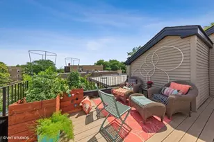 2734 W Potomac Ave, Chicago, IL 60622 - Photo 26