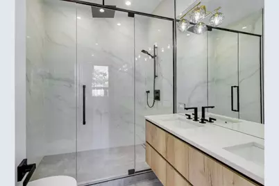 2456 W Cortez Street #2E, Chicago, IL 60622 - Photo 18