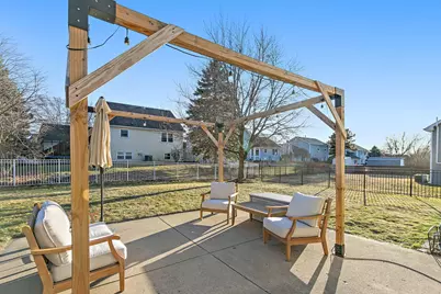 1809 Cambridge Drive, Saint Charles, IL 60174 - Photo 20
