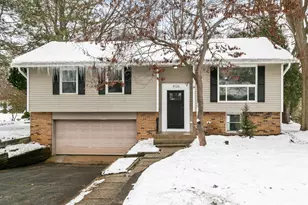 4126 Wildwood Dr, Crystal Lake, IL 60014 - Photo 1