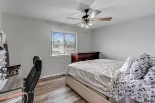 29W532 Winchester Circle, Warrenville, IL 60555 - Photo 12