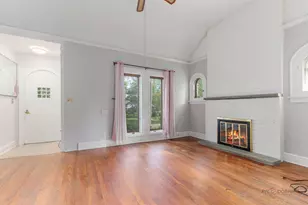 117 E Washington Ave, Lake Bluff, IL 60044 - Photo 6