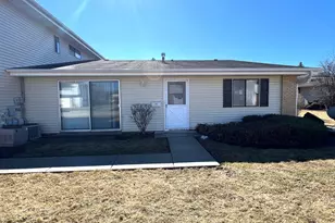 116 Cotuit Ct, Schaumburg, IL 60193 - Photo 1