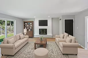 823 Bradoc St, Chicago Heights, IL 60411 - Photo 2