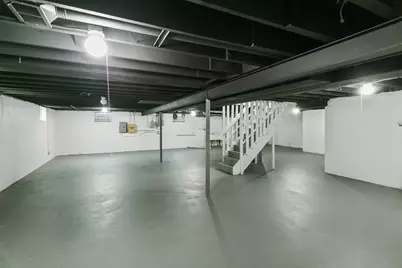 823 Bradoc Street, Chicago Heights, IL 60411 - Photo 18