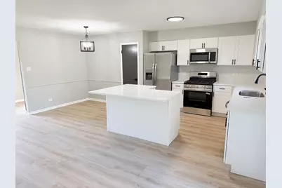 823 Bradoc Street, Chicago Heights, IL 60411 - Photo 6