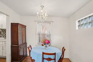 2536 W 102nd Pl, Chicago, IL 60655 - Photo 6