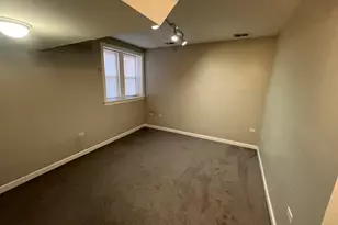 9100 Lamon Ave, Skokie, IL 60077 - Photo 16