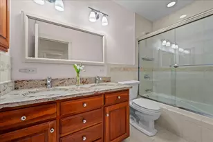 [Address not provided], Wilmette, IL 60091 - Photo 32