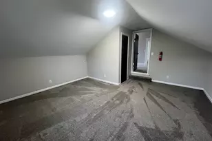 125 S Main St, Clifton, IL 60927 - Photo 16