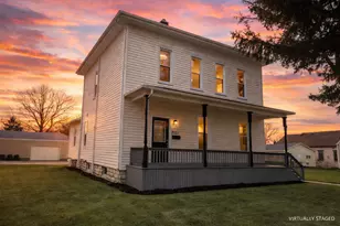 125 S Main St, Clifton, IL 60927 - Photo 2