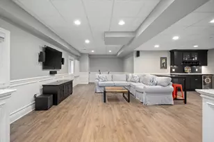 236 Holmes Ave, Clarendon Hills, IL 60514 - Photo 28